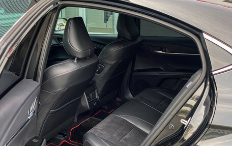 Toyota Camry, 2025 год, 3 895 000 рублей, 11 фотография