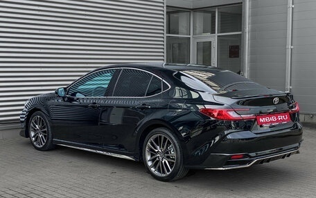Toyota Camry, 2025 год, 3 895 000 рублей, 6 фотография