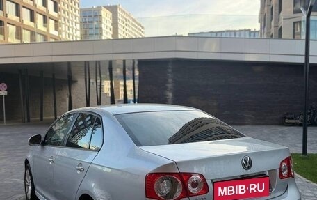 Volkswagen Jetta VII, 2008 год, 370 000 рублей, 3 фотография