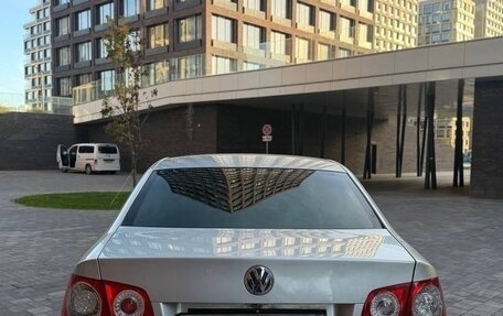 Volkswagen Jetta VII, 2008 год, 370 000 рублей, 2 фотография