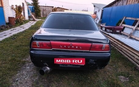 Nissan Laurel VIII, 1993 год, 250 000 рублей, 4 фотография