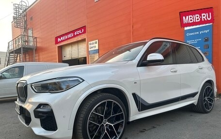 BMW X5, 2020 год, 5 555 555 рублей, 3 фотография