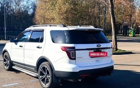 Ford Explorer V рестайлинг, 2013 год, 1 650 000 рублей, 4 фотография