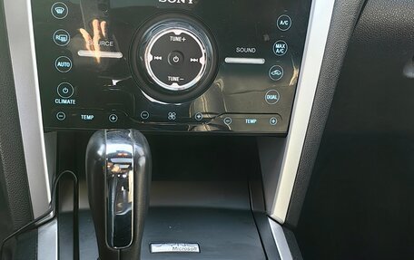 Ford Explorer V рестайлинг, 2013 год, 1 650 000 рублей, 10 фотография