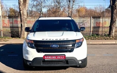 Ford Explorer V рестайлинг, 2013 год, 1 650 000 рублей, 5 фотография