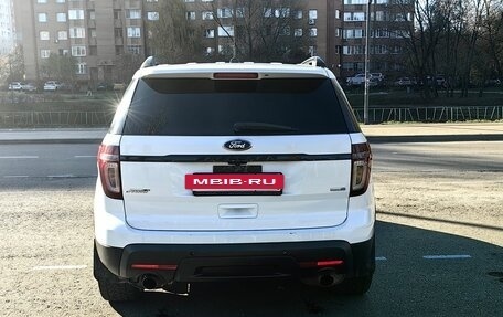Ford Explorer V рестайлинг, 2013 год, 1 650 000 рублей, 6 фотография