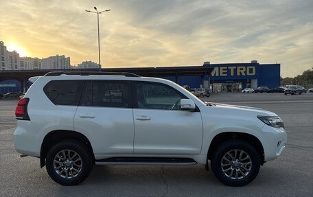 Toyota Land Cruiser Prado 150 рестайлинг, 2018 год, 4 745 000 рублей, 2 фотография
