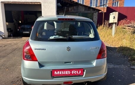 Suzuki Swift III, 2007 год, 700 000 рублей, 3 фотография