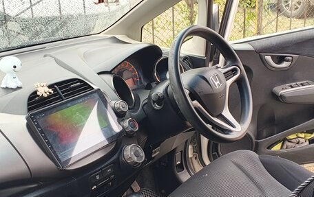 Honda Fit III, 2012 год, 860 000 рублей, 7 фотография