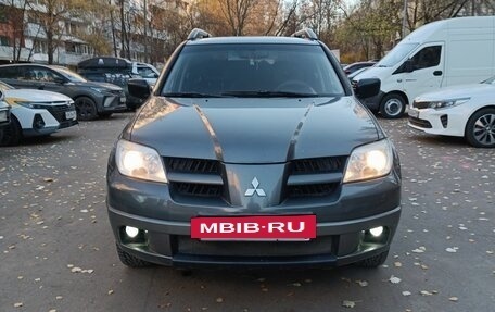 Mitsubishi Outlander III рестайлинг 3, 2005 год, 515 000 рублей, 3 фотография