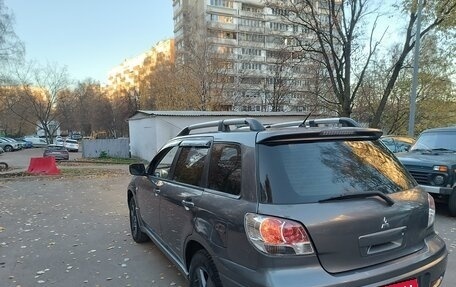 Mitsubishi Outlander III рестайлинг 3, 2005 год, 515 000 рублей, 4 фотография