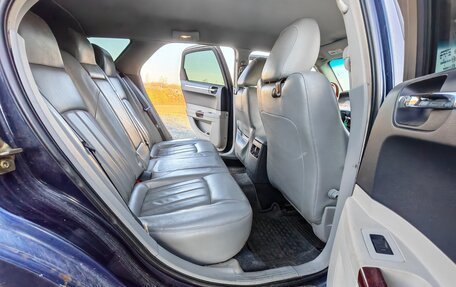 Chrysler 300C II, 2006 год, 850 000 рублей, 6 фотография