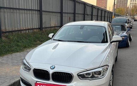 BMW 1 серия, 2017 год, 1 400 000 рублей, 3 фотография