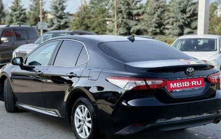 Toyota Camry, 2018 год, 2 050 000 рублей, 6 фотография