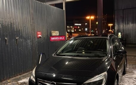 Opel Astra J, 2012 год, 700 000 рублей, 1 фотография