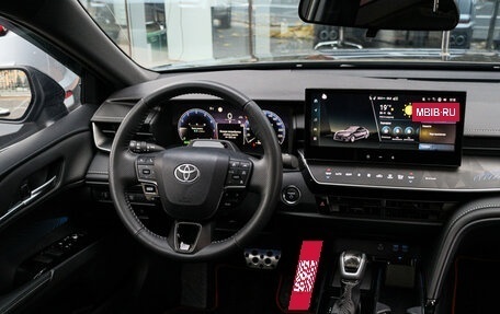 Toyota Camry, 2025 год, 4 100 000 рублей, 10 фотография