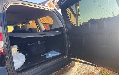 Toyota Land Cruiser Prado 150 рестайлинг, 2016 год, 3 850 000 рублей, 6 фотография
