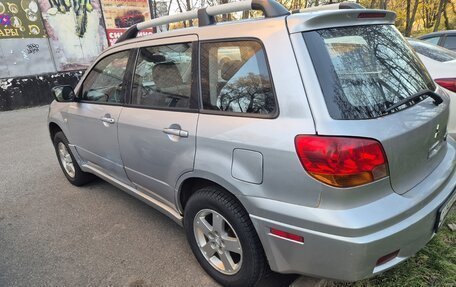 Mitsubishi Outlander III рестайлинг 3, 2003 год, 500 000 рублей, 5 фотография