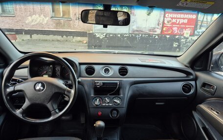 Mitsubishi Outlander III рестайлинг 3, 2003 год, 500 000 рублей, 12 фотография
