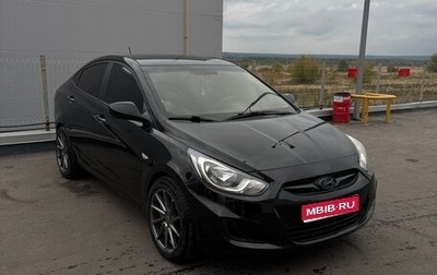 Hyundai Solaris II рестайлинг, 2011 год, 730 000 рублей, 1 фотография