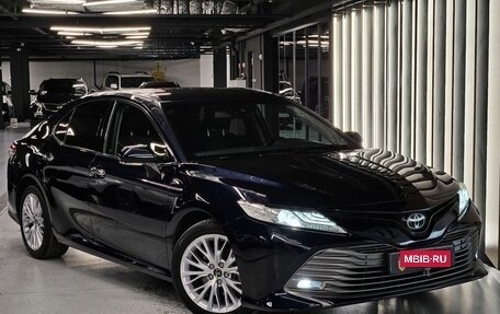 Toyota Camry, 2018 год, 2 750 000 рублей, 1 фотография