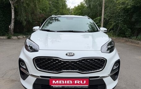 KIA Sportage IV рестайлинг, 2020 год, 2 550 000 рублей, 2 фотография