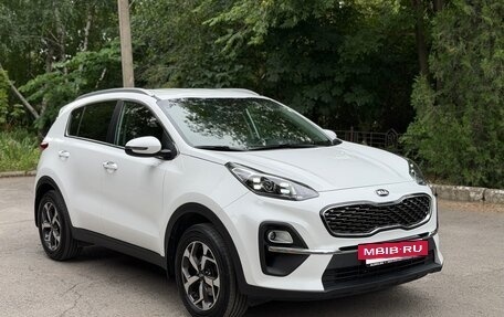 KIA Sportage IV рестайлинг, 2020 год, 2 550 000 рублей, 12 фотография