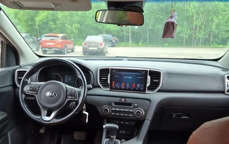 KIA Sportage IV рестайлинг, 2018 год, 2 100 000 рублей, 4 фотография