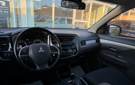 Mitsubishi Outlander III рестайлинг 3, 2013 год, 1 280 000 рублей, 9 фотография