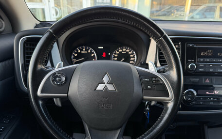 Mitsubishi Outlander III рестайлинг 3, 2013 год, 1 280 000 рублей, 19 фотография