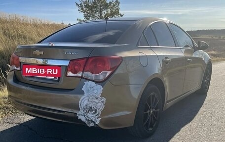 Chevrolet Cruze II, 2013 год, 600 000 рублей, 6 фотография