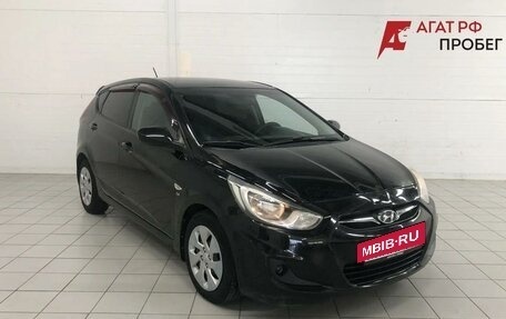 Hyundai Solaris II рестайлинг, 2012 год, 600 000 рублей, 3 фотография