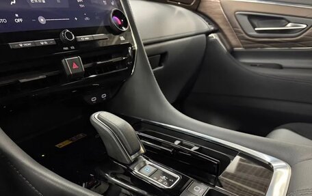 Toyota Alphard, 2023 год, 10 500 000 рублей, 16 фотография