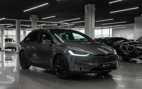 Tesla Model X I, 2018 год, 4 100 000 рублей, 2 фотография