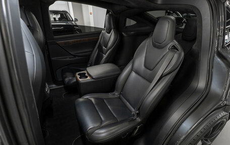 Tesla Model X I, 2018 год, 4 100 000 рублей, 16 фотография