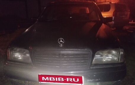 Mercedes-Benz C-Класс, 2000 год, 150 000 рублей, 3 фотография