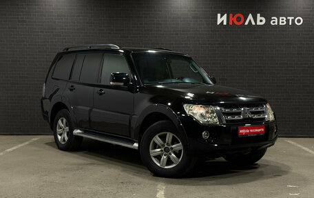 Mitsubishi Pajero IV рестайлинг 2, 2012 год, 2 200 000 рублей, 3 фотография