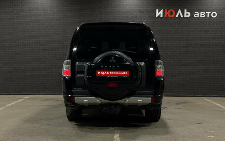 Mitsubishi Pajero IV рестайлинг 2, 2012 год, 2 200 000 рублей, 6 фотография