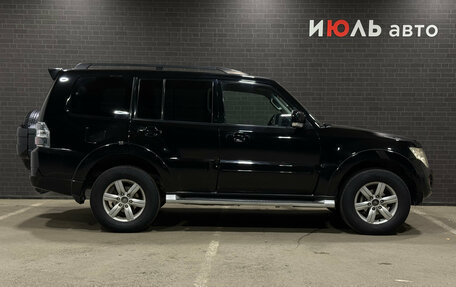 Mitsubishi Pajero IV рестайлинг 2, 2012 год, 2 200 000 рублей, 4 фотография