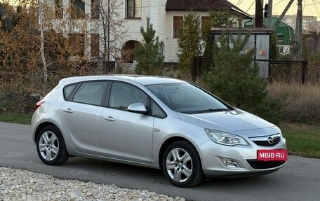 Opel Astra J, 2011 год, 815 000 рублей, 7 фотография