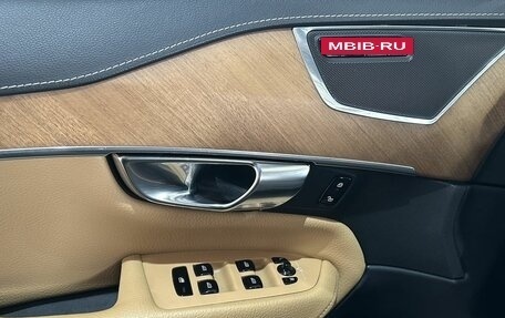 Volvo XC90 II рестайлинг, 2018 год, 3 620 000 рублей, 22 фотография