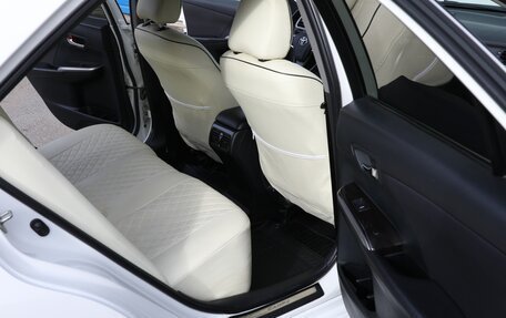 Toyota Camry, 2017 год, 1 999 000 рублей, 14 фотография