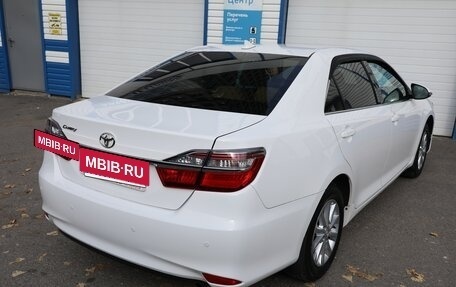 Toyota Camry, 2017 год, 1 999 000 рублей, 7 фотография