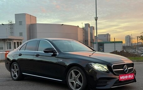 Mercedes-Benz E-Класс, 2019 год, 4 300 000 рублей, 3 фотография