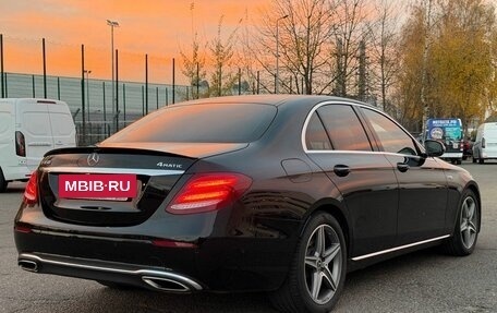 Mercedes-Benz E-Класс, 2019 год, 4 300 000 рублей, 11 фотография