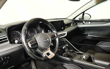 KIA K5, 2021 год, 1 635 000 рублей, 19 фотография