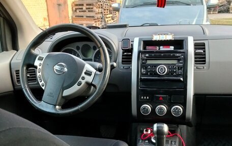 Nissan X-Trail, 2008 год, 900 000 рублей, 15 фотография