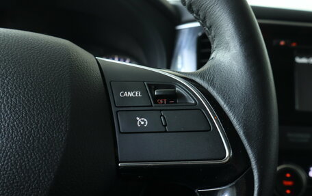 Mitsubishi Outlander III рестайлинг 3, 2016 год, 1 849 000 рублей, 11 фотография