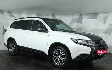 Mitsubishi Outlander III рестайлинг 3, 2016 год, 1 849 000 рублей, 3 фотография