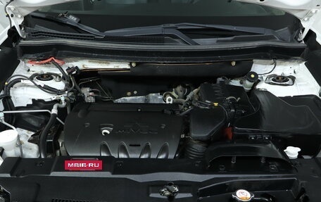 Mitsubishi Outlander III рестайлинг 3, 2016 год, 1 849 000 рублей, 30 фотография